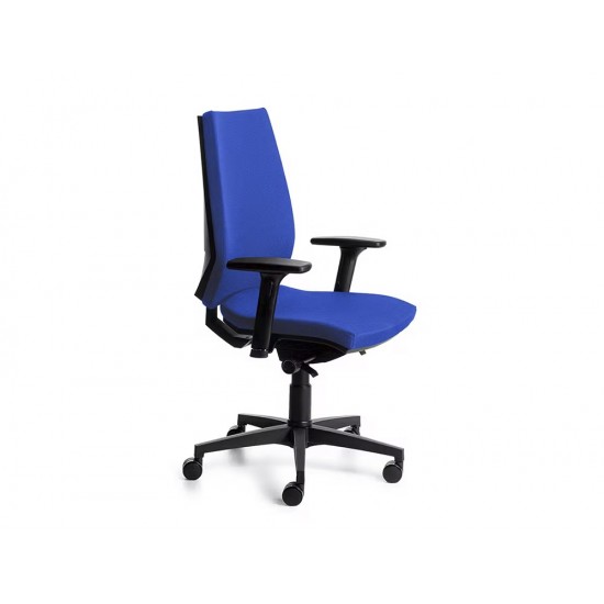 SILLA ROCADA DIRECCION CON BRAZOS REGULABLES BASE POLIMERO MECANISMO SINCRO CARCASA NEGRA TELA AZUL SILLA ROCADA DIRECCION CON BRAZOS REGULABLES BASE POLIMERO MECANISMO SINCRO CARCASA NEGRA TELA AZUL